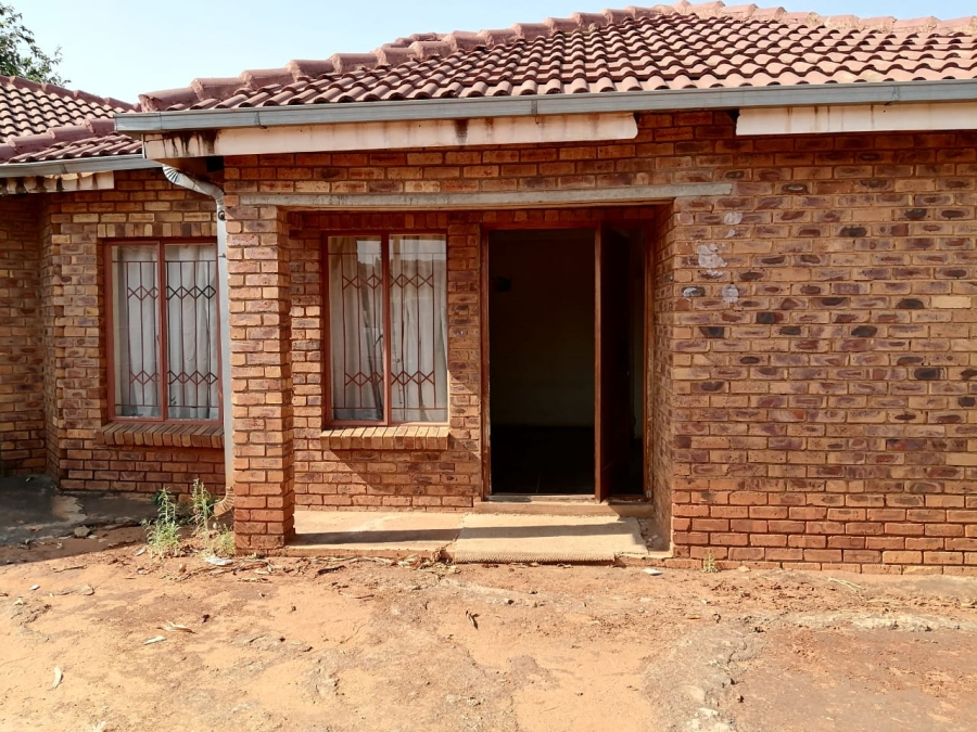 3 Bedroom Property for Sale in Geelhoutpark North West